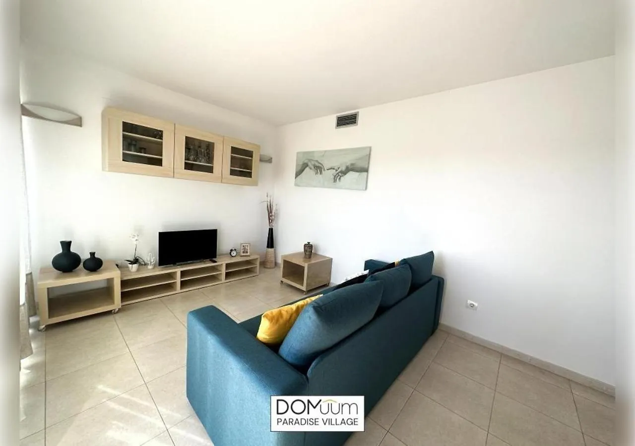 Domuum Holidays - Paradise Village Salou 0*,