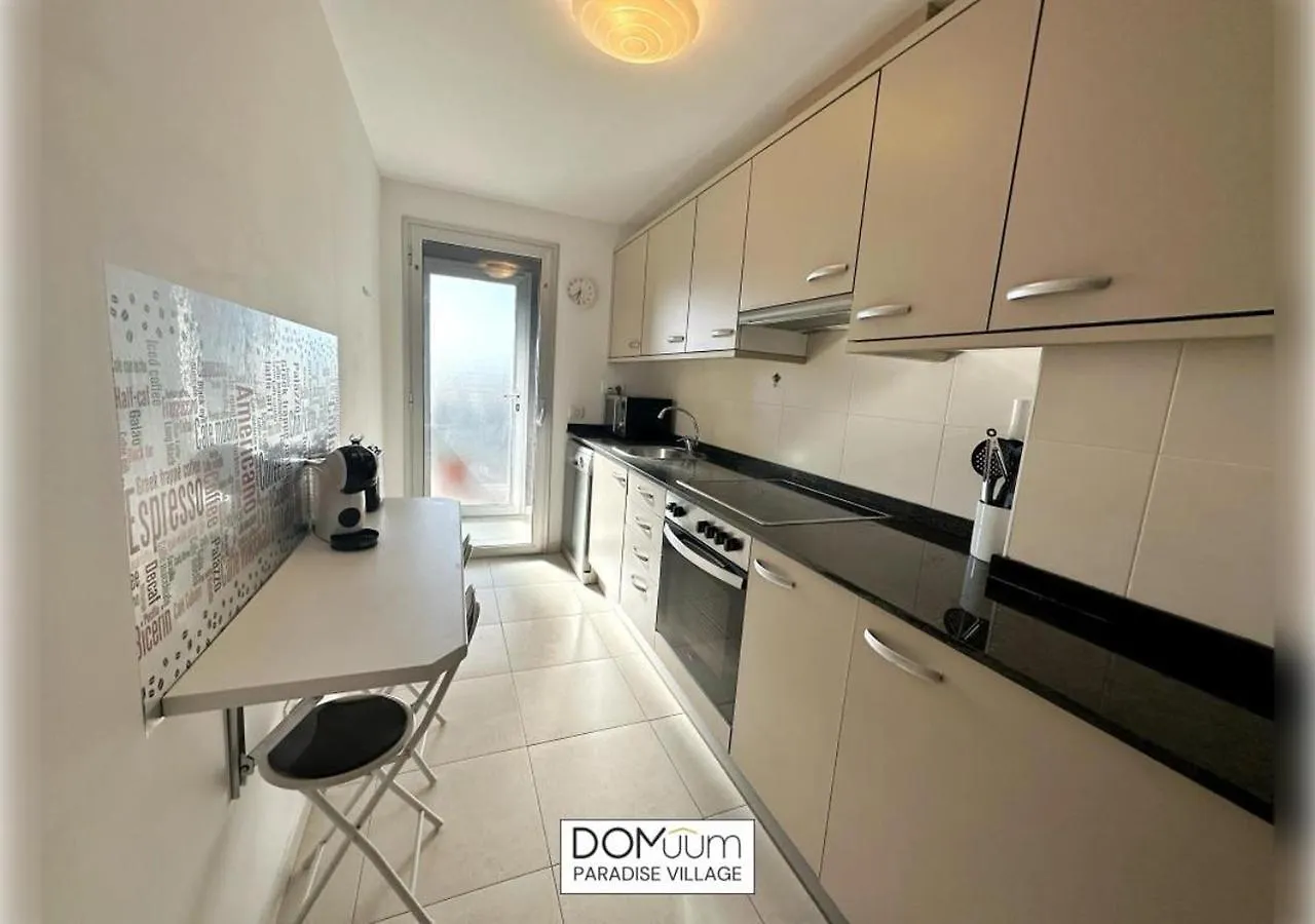 Domuum Holidays - Paradise Village Salou